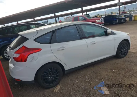 2014 Ford Focus Se из США, поврежденный, VIN 1FADP3K28EL239689